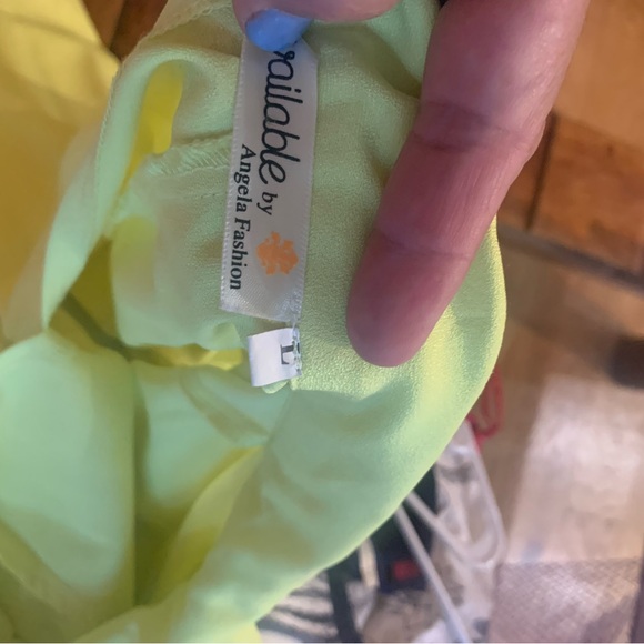 Green blouse - Picture 6 of 6